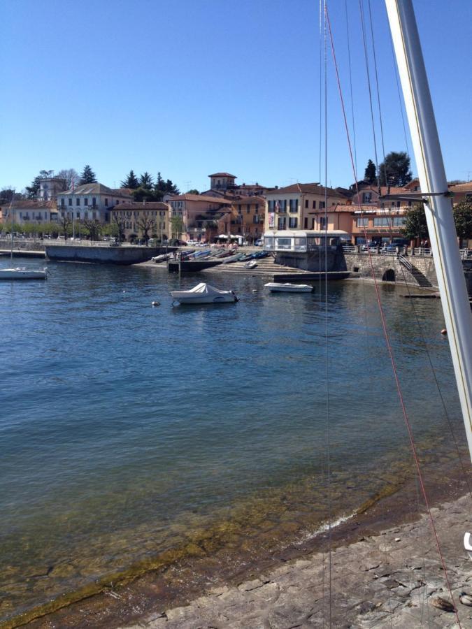 Casa Del Lago Maggiore Lesa Apartment Luaran gambar